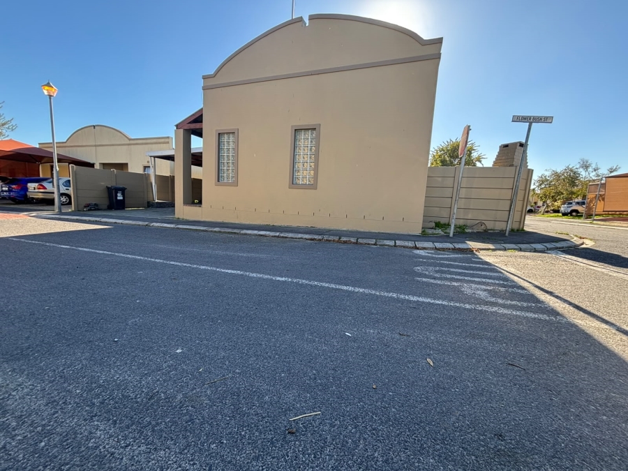 To Let 2 Bedroom Property for Rent in Bardale Village Western Cape